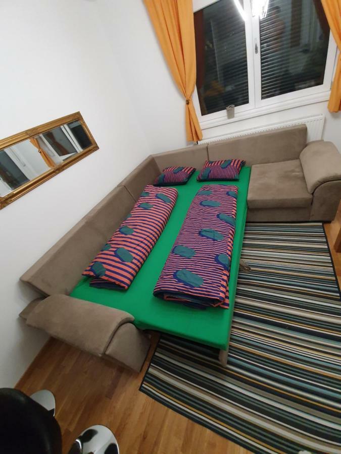 Apartman Lux โดโบย ภายนอก รูปภาพ
